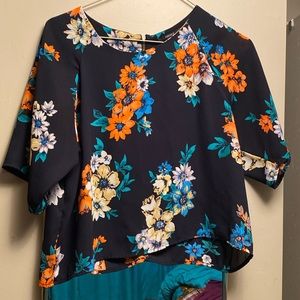 Juniors Size S Crop Top